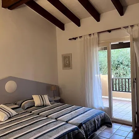 Apartament Pueblo Menorquin *