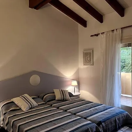 Apartament Pueblo Menorquin *