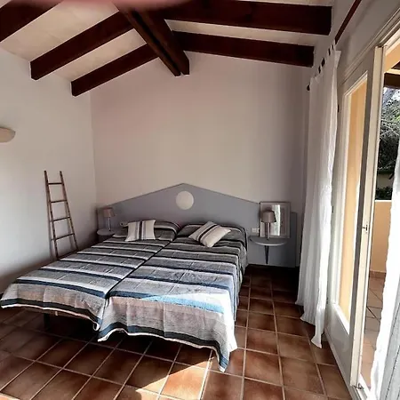 Pueblo Menorquin 公寓